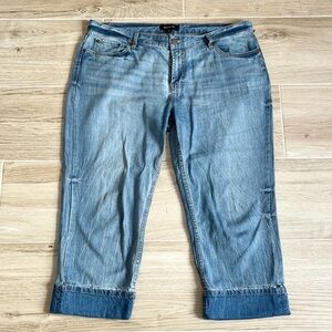 WHO WHAT WEAR JEAN CAPRIS